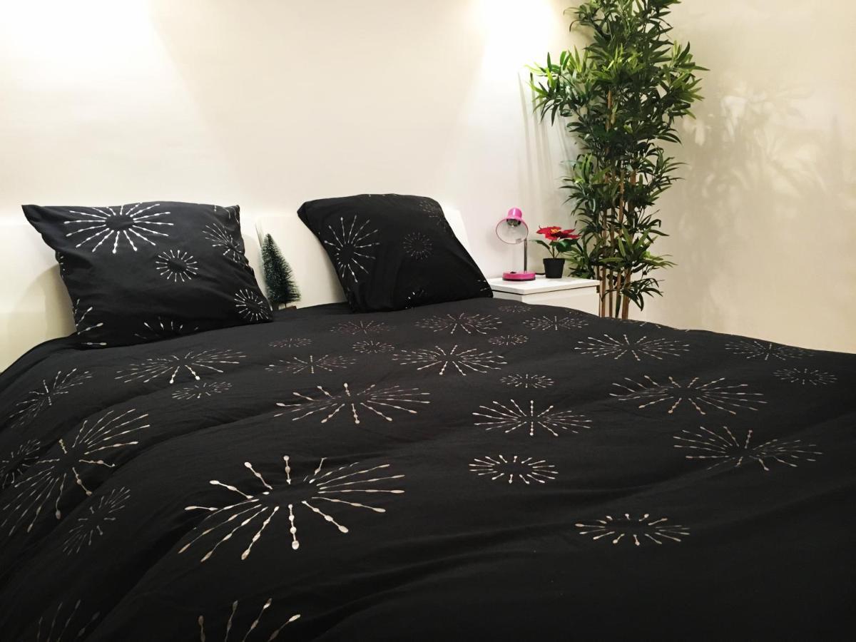 Bed & Breakfast Cosy Near Eiffel Tour Parijs